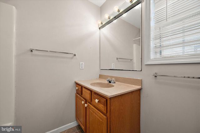 16 WINDSWEPT DR, Berlin, MD 21811