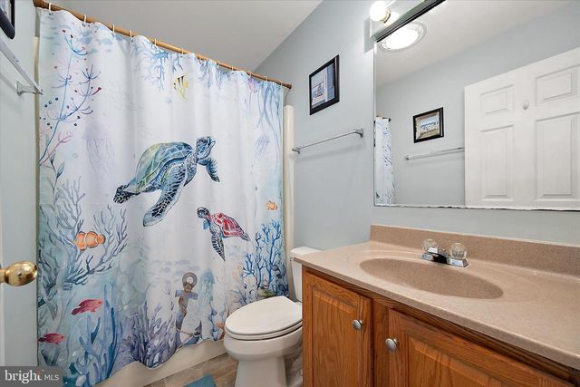 16 WINDSWEPT DR, Berlin, MD 21811