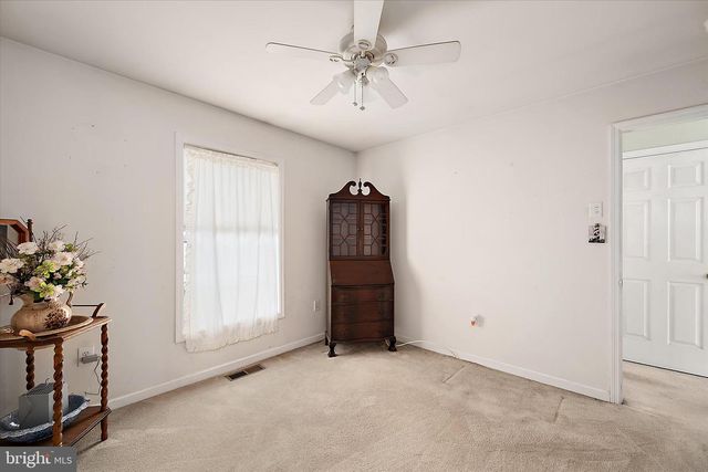 16 WINDSWEPT DR, Berlin, MD 21811