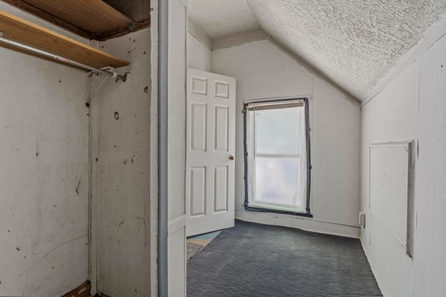 319 S 5th Street, Niles, MI 49120