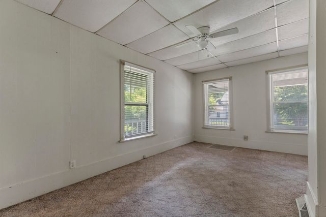 319 S 5th Street, Niles, MI 49120