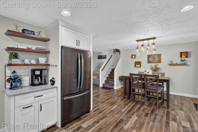 28817 Cedarama Drive, Porter Township, MI 49067