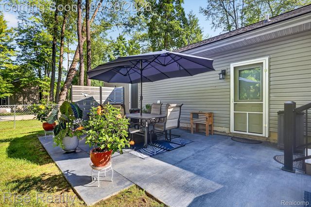 28817 Cedarama Drive, Porter Township, MI 49067