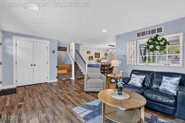 28817 Cedarama Drive, Porter Township, MI 49067