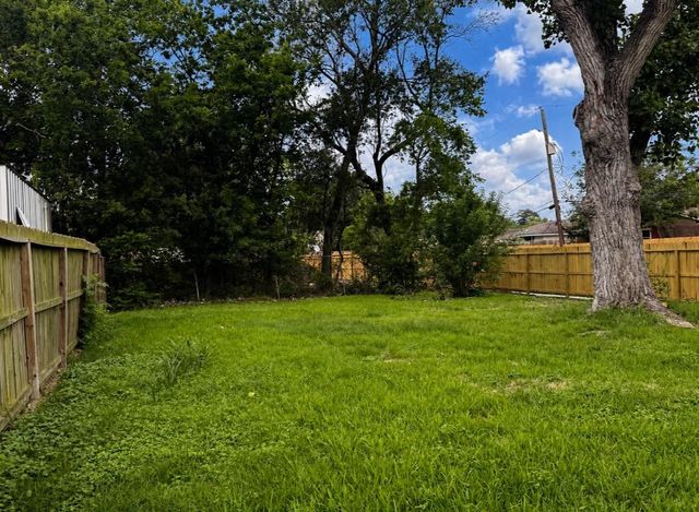 120 Weldon Street, South Houston, TX 77587