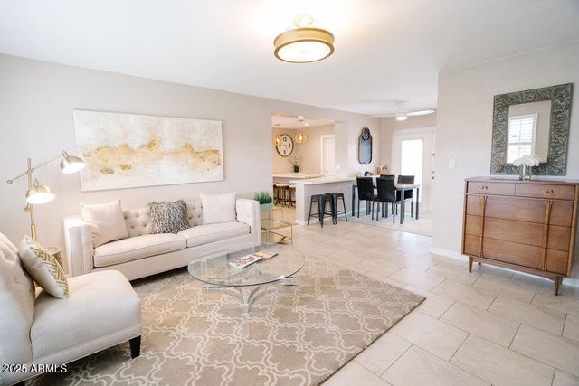 6705 E 1ST Avenue, Scottsdale, AZ 85251