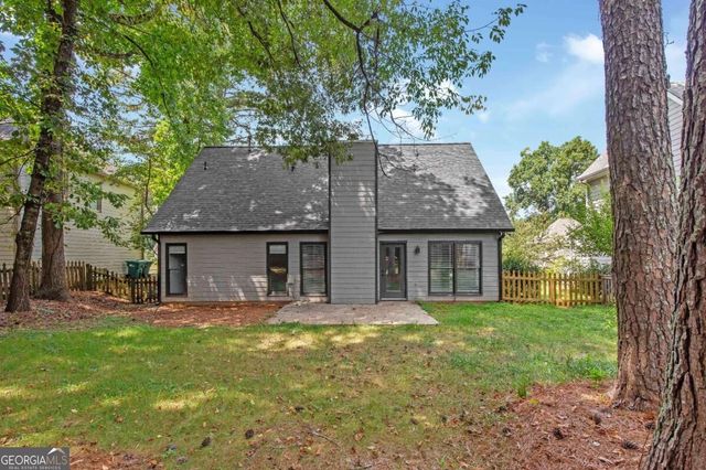 602 Overhill Drive, Woodstock, GA 30189