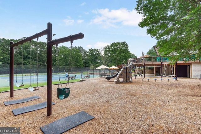 602 Overhill Drive, Woodstock, GA 30189