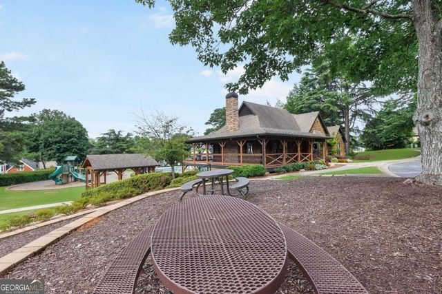 602 Overhill Drive, Woodstock, GA 30189