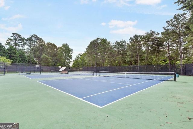 602 Overhill Drive, Woodstock, GA 30189