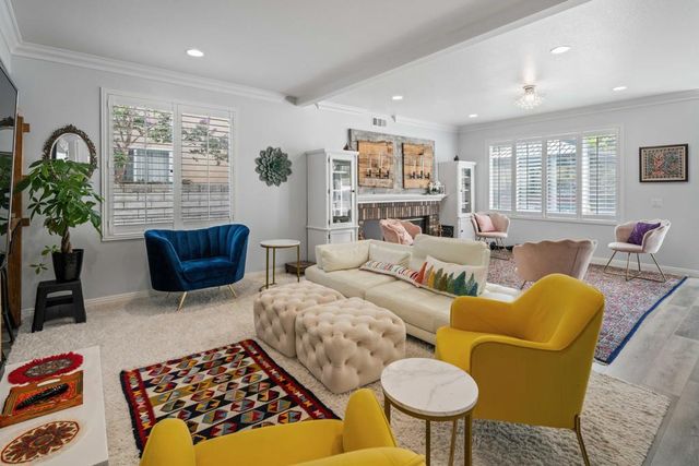 26089 Salinger Lane, Stevenson Ranch, CA 91381