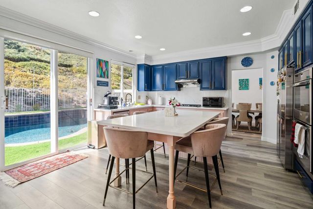 26089 Salinger Lane, Stevenson Ranch, CA 91381