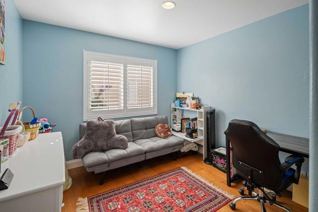 26089 Salinger Lane, Stevenson Ranch, CA 91381