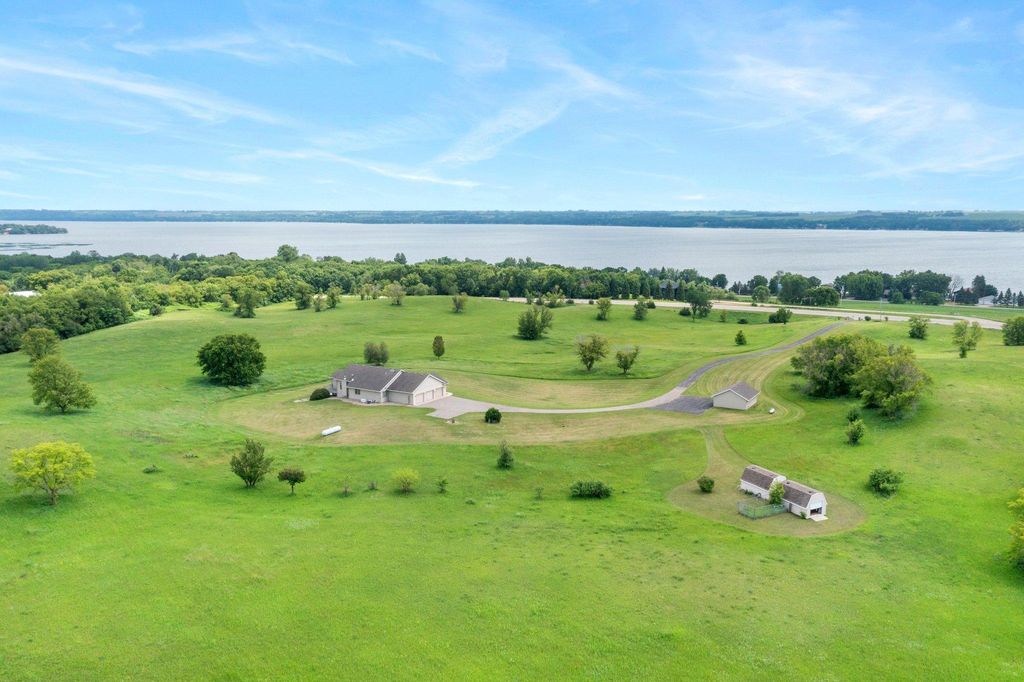 19800 Stephan Drive, Minnewaska Twp, MN 56381