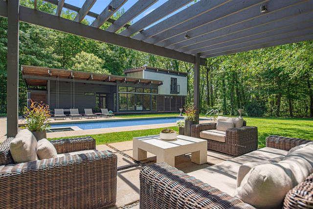 13032 White Birch Lane, Sawyer, MI 49125