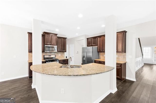 424 LIVE OAK, Loganville, GA 30052