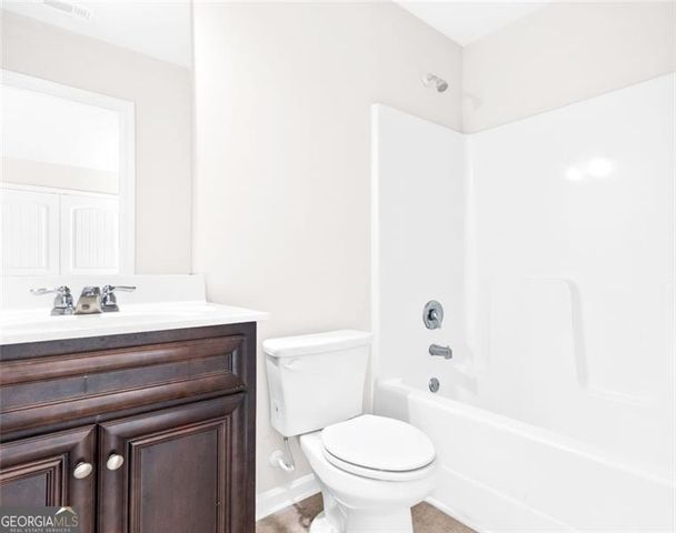 424 LIVE OAK, Loganville, GA 30052