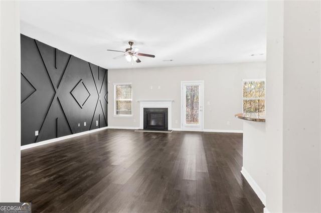 424 LIVE OAK, Loganville, GA 30052