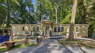 391 Di-Cindy Ln., Murrells Inlet, SC 29576