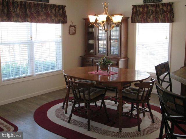 22 FINCH DR N, Bechtelsville, PA 19505