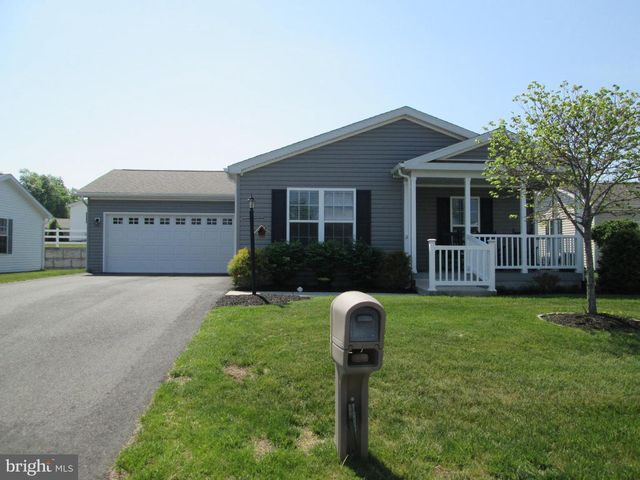 22 FINCH DR N, Bechtelsville, PA 19505