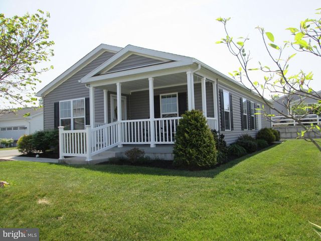 22 FINCH DR N, Bechtelsville, PA 19505
