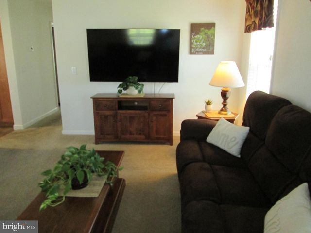 22 FINCH DR N, Bechtelsville, PA 19505