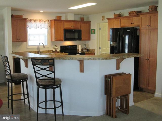 22 FINCH DR N, Bechtelsville, PA 19505