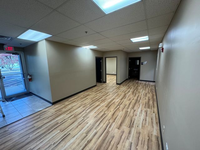 1585 Beverly Court 112, Aurora, IL 60502