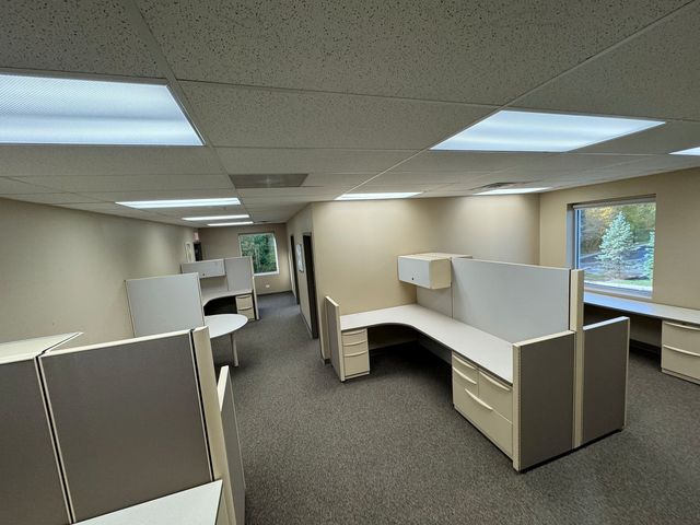 1585 Beverly Court 112, Aurora, IL 60502