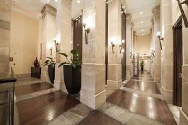 16275 Collins Avenue, Sunny Isles Beach, FL 33160