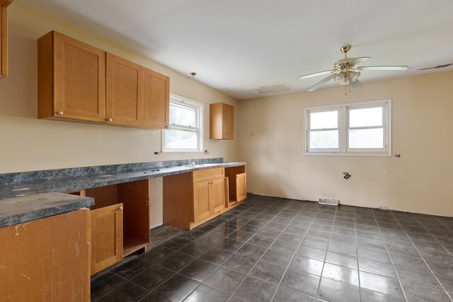 14955 Riverside Drive, South Holland, IL 60473