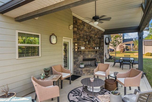 153 SE Abberly Lane, Ellerslie, GA 31807
