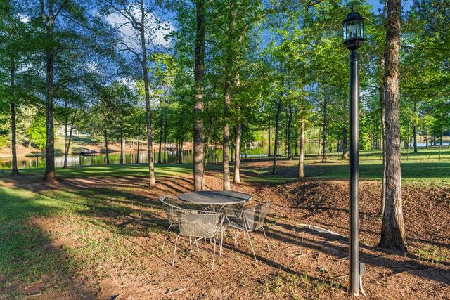 153 SE Abberly Lane, Ellerslie, GA 31807
