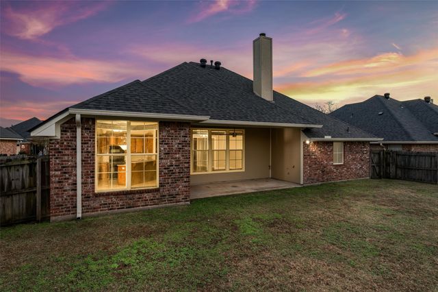 207 Cold Harbor Court, Bossier City, LA 71112