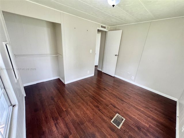 10550 W State Road 84 244, Davie, FL 33324