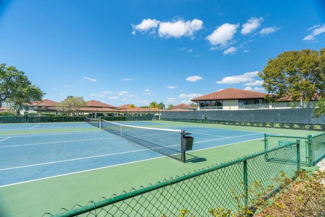 361 SW South River Drive 101, Stuart, FL 34997