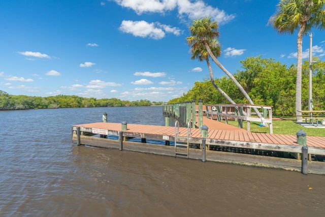361 SW South River Drive 101, Stuart, FL 34997