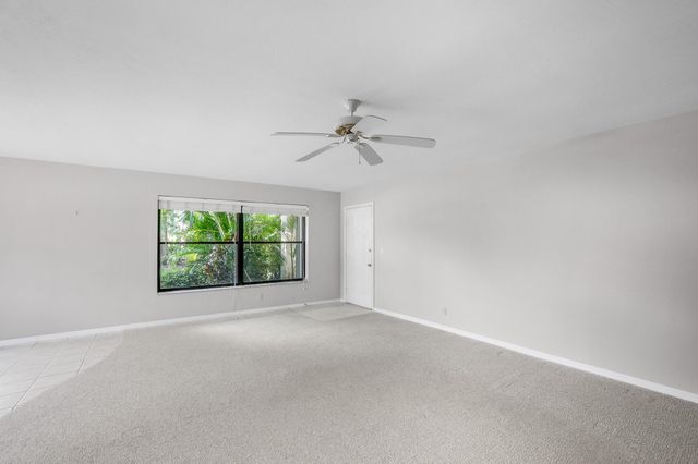 361 SW South River Drive 101, Stuart, FL 34997