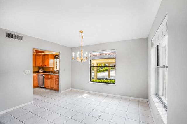 361 SW South River Drive 101, Stuart, FL 34997