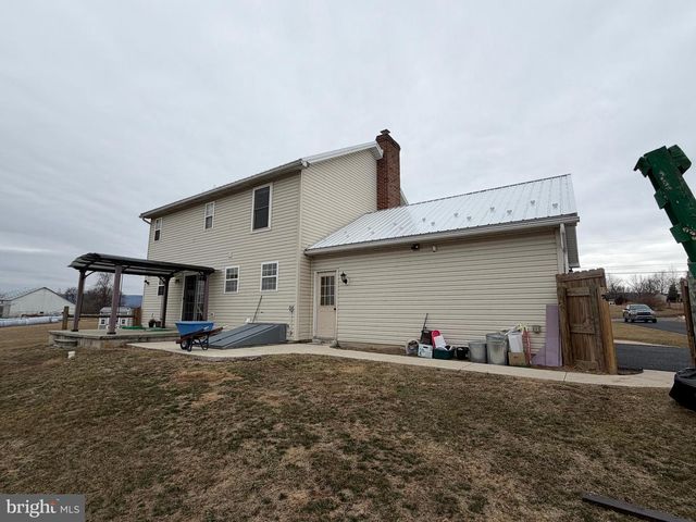 4 SUBDIVISION ROAD, Newville, PA 17241