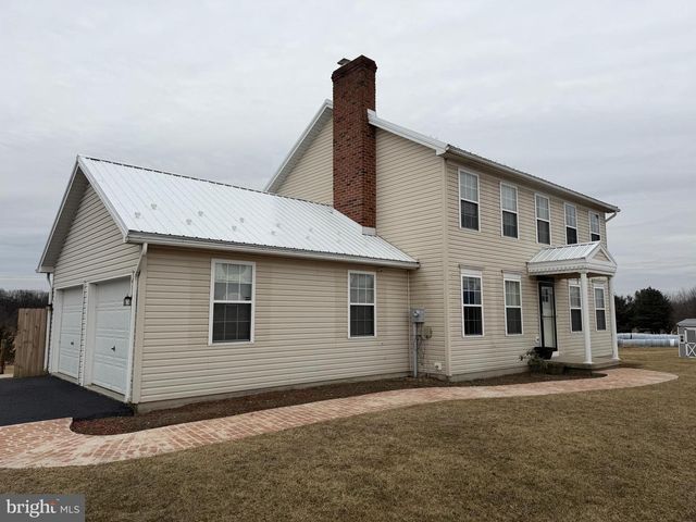 4 SUBDIVISION ROAD, Newville, PA 17241
