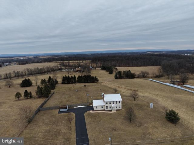 4 SUBDIVISION ROAD, Newville, PA 17241