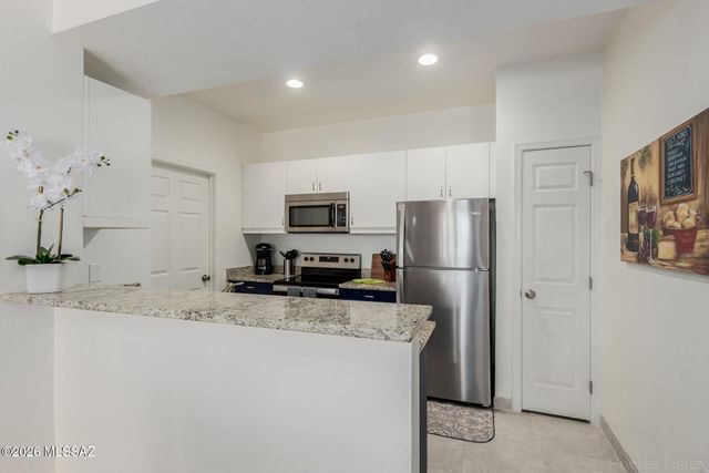 5400 E Williams Blvd Apt 7303, Tucson, AZ 85711