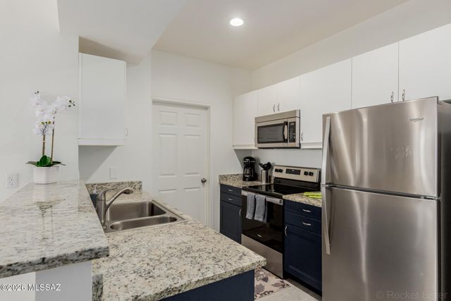 5400 E Williams Blvd Apt 7303, Tucson, AZ 85711