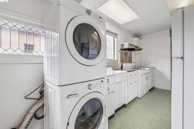 6502 Dana Street, Oakland, CA 94609
