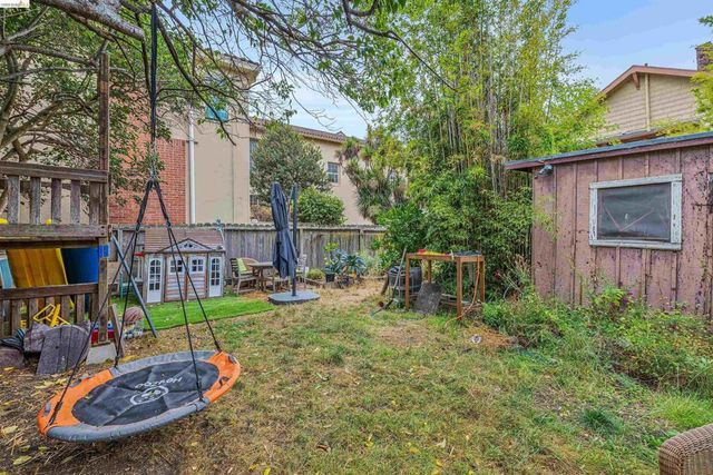 6502 Dana Street, Oakland, CA 94609