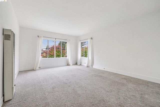 6502 Dana Street, Oakland, CA 94609