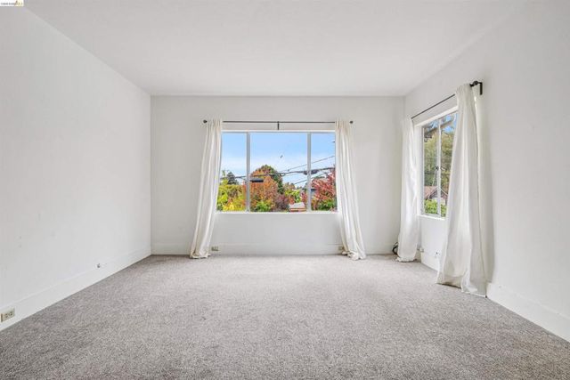 6502 Dana Street, Oakland, CA 94609