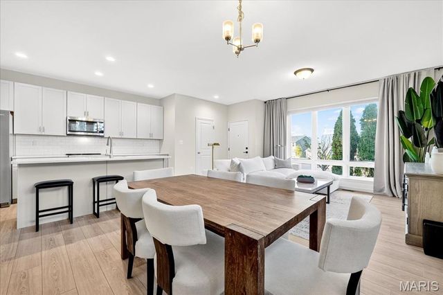 5 Capron Lane, St Charles, MO 63303